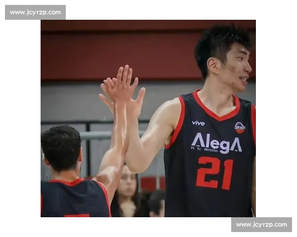 余嘉豪西乙首上双!12+4 率队大胜破低迷